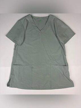 GT Performance Women Medium Scrub Top Sage Green Poly Blend Nursing Medical